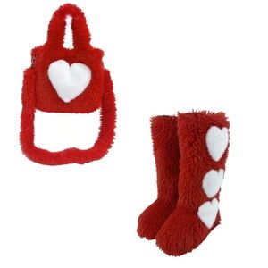 fur bag paired with heart-shaped fur snow boots sets